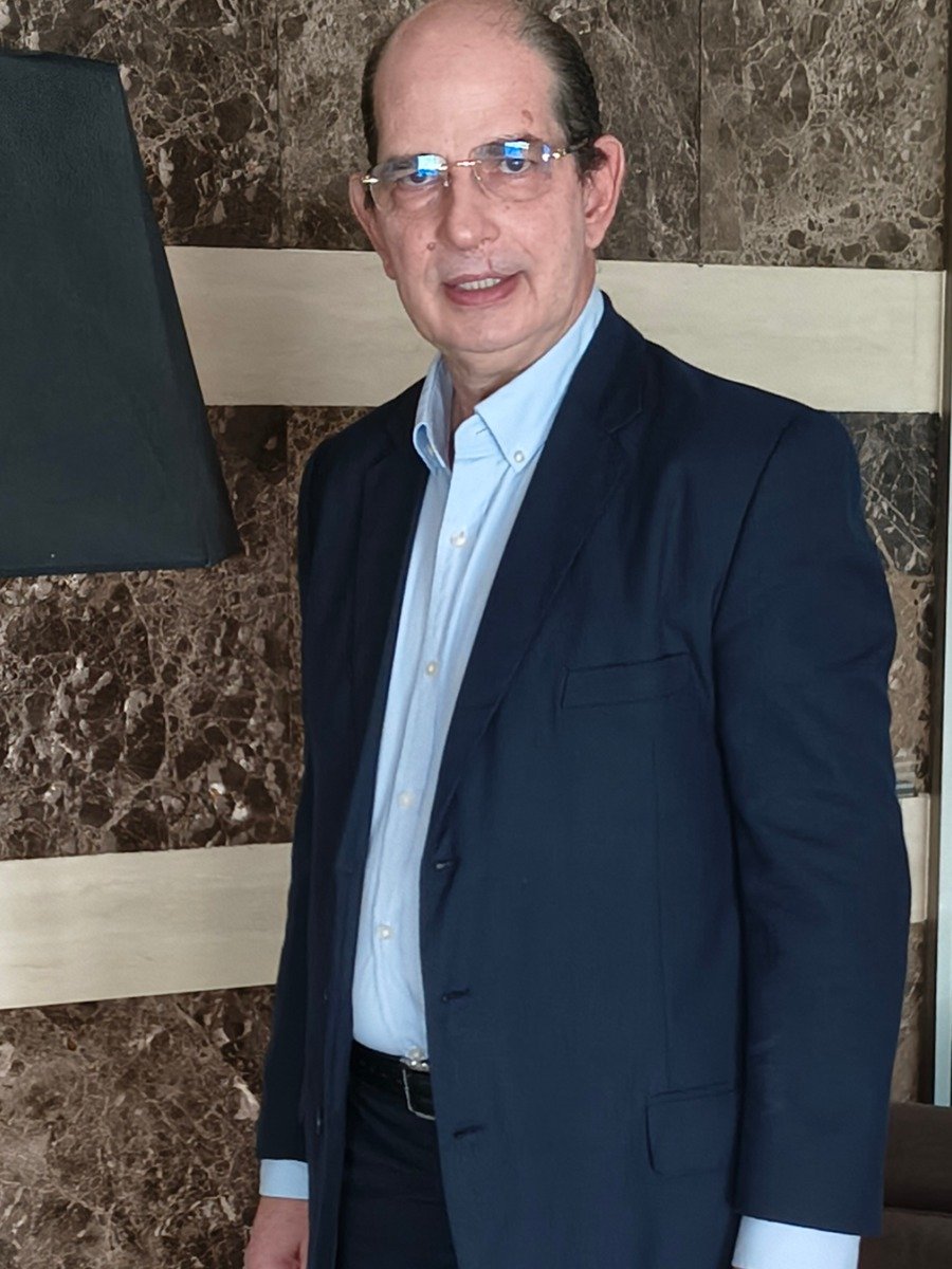 Frank Brugal - Consultor Internacional